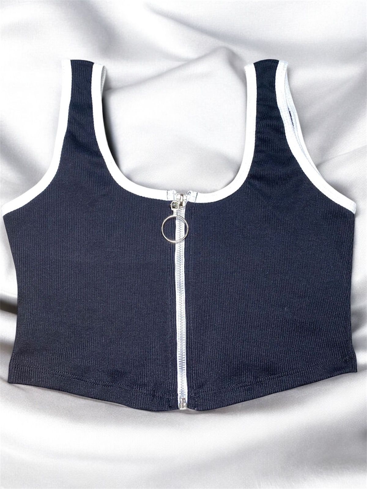 Blusa con cremallera