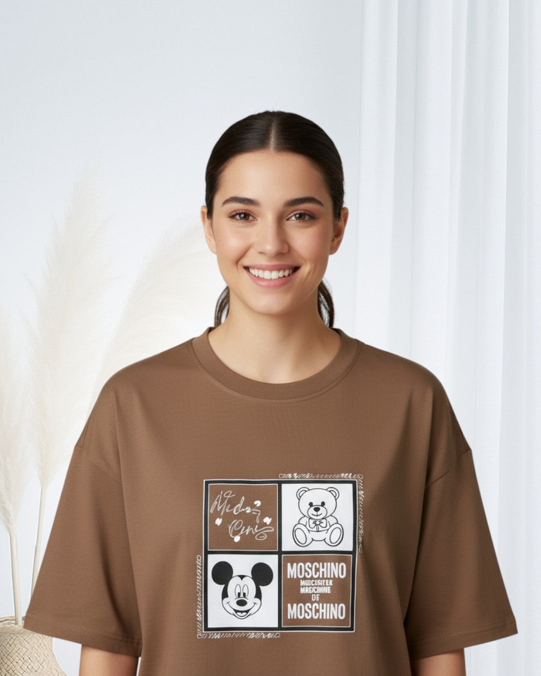 Blusa en Tela Fría MOSCHINO OVERSIZE CORTA