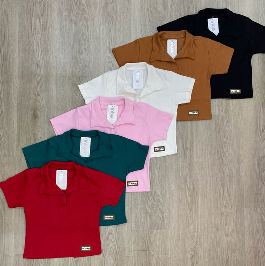 Blusa crop top  de estilo polo talla plus